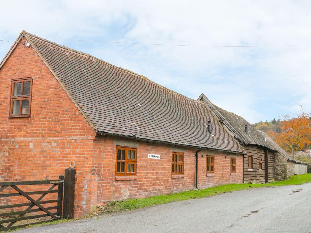 Old Hall Barn 4 Church Stretton Bagian luar foto